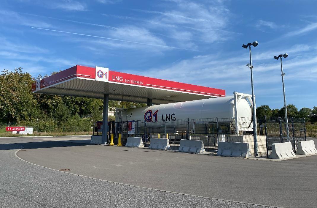 Bilder Q1 LNG-Tankstelle 24/7 Express