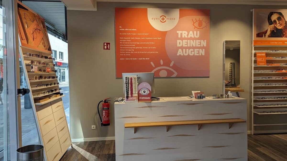 Bilder eyes + more - Optiker Cloppenburg