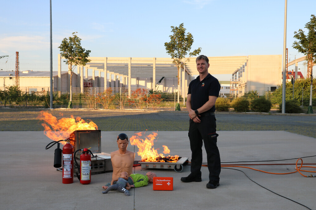 Bilder R. Hübner-Ausbildung in Brandschutz und Erste-Hilfe