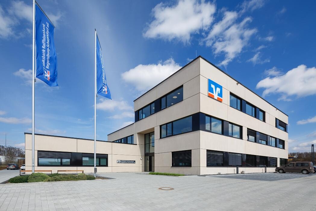 Bilder Volksbank Raiffeisenbank Regensburg-Schwandorf eG - BBZ Schwandorf