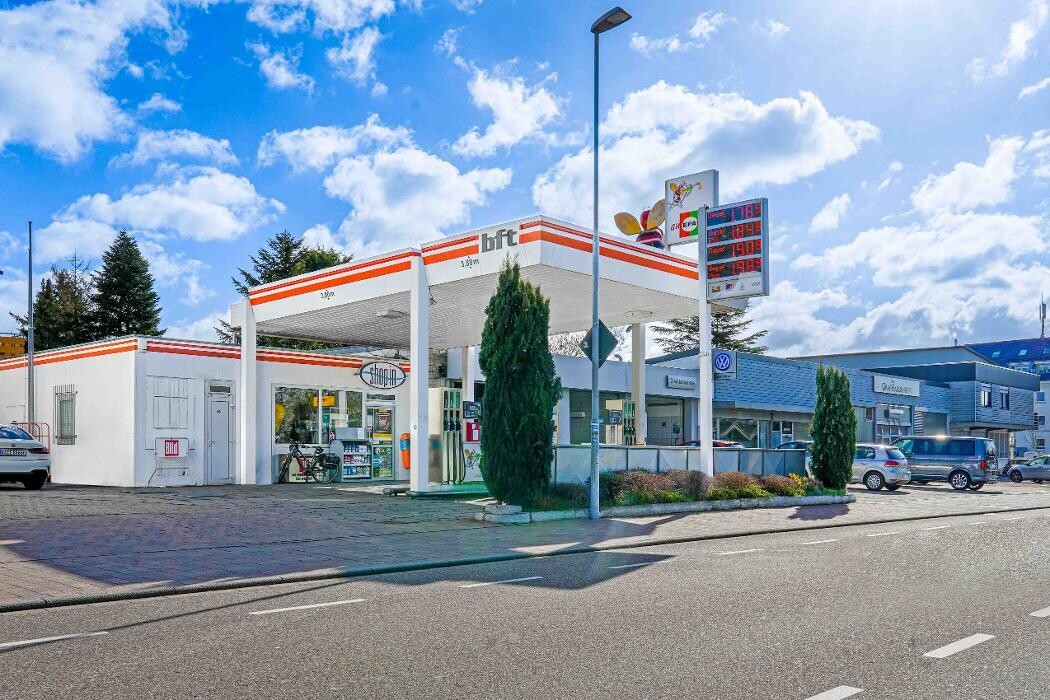 Bilder EFA/bft Tankstelle