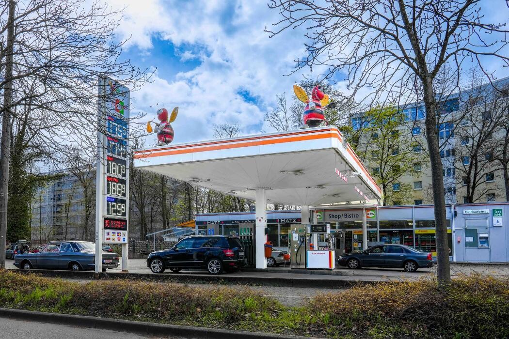 Bilder EFA/bft Tankstelle