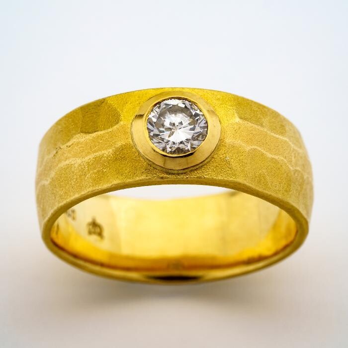Bilder Frau Kette - Goldschmiede