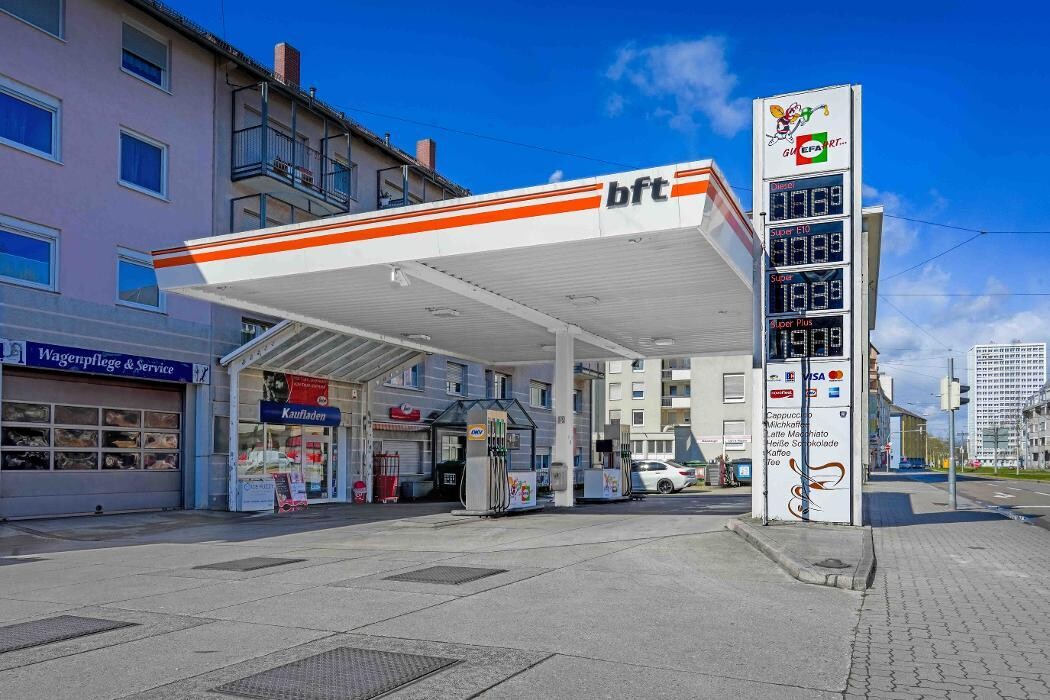 Bilder EFA/bft Tankstelle