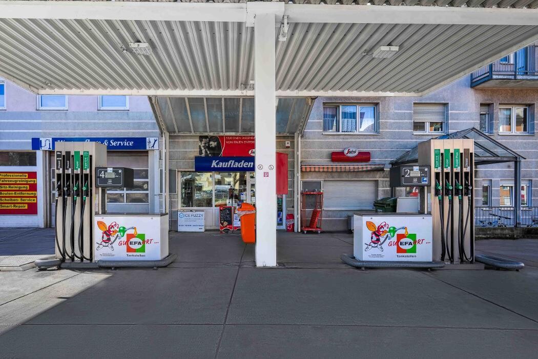 Bilder EFA/bft Tankstelle