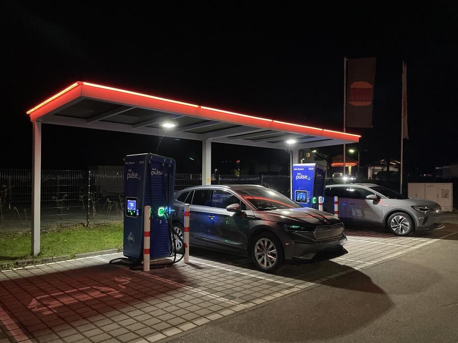 Bilder Aral pulse Ladestation