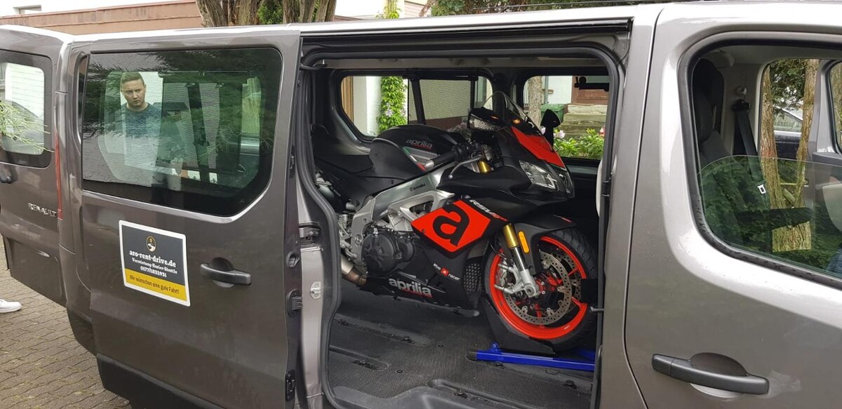 Bilder ARO Rent & Drive