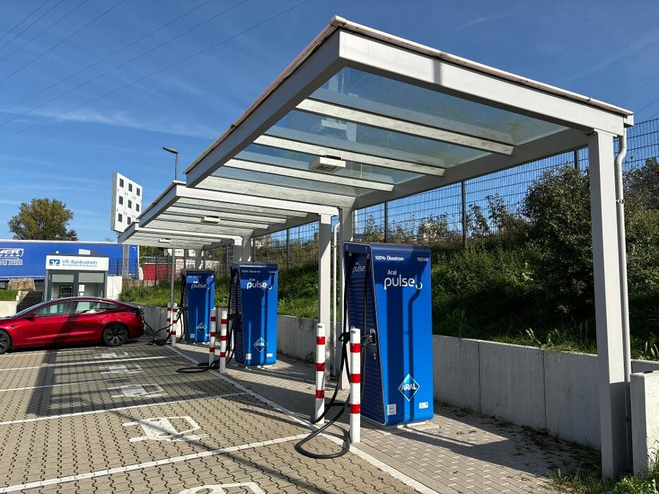 Bilder Aral pulse Ladestation