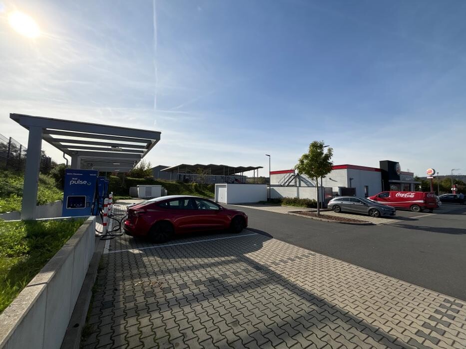 Bilder Aral pulse Ladestation