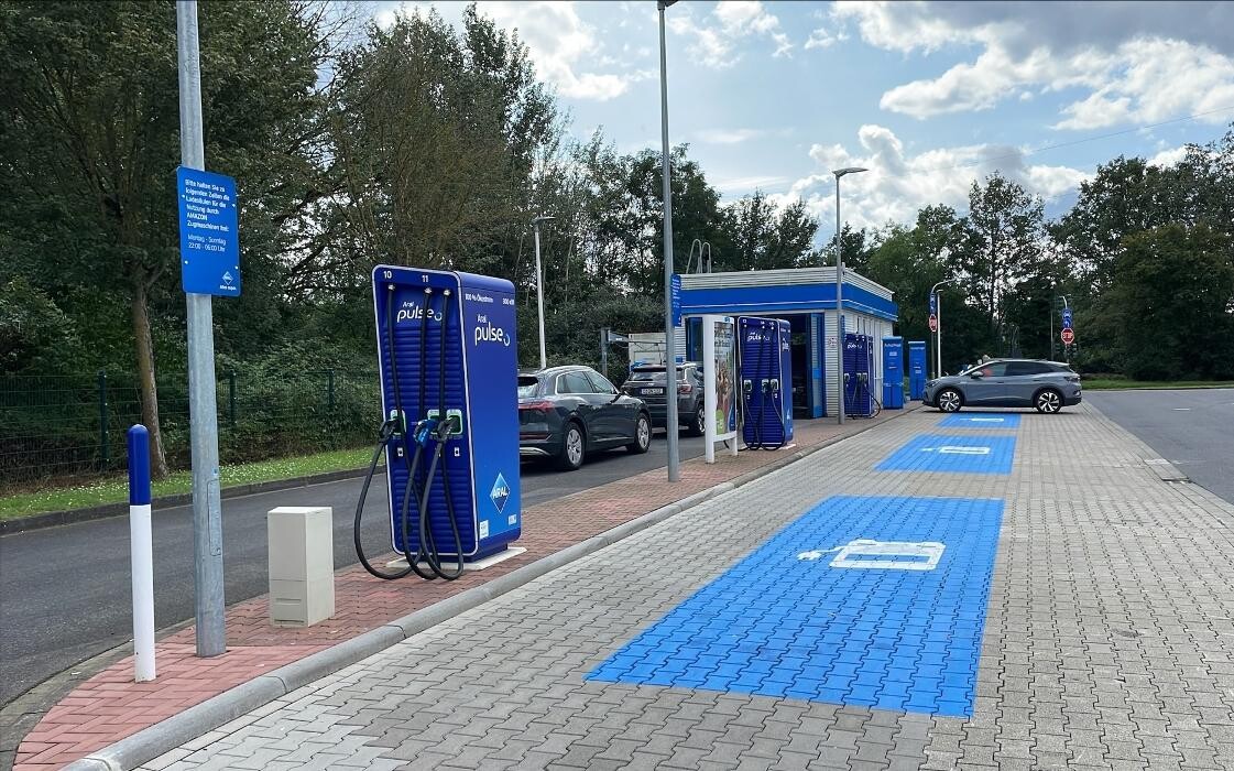 Bilder Aral pulse Ladestation