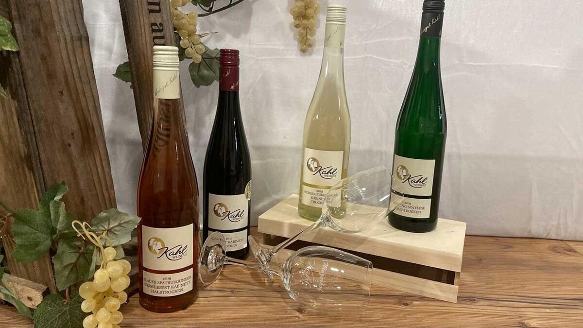 Bilder Weingut & Winzerhof Kahl