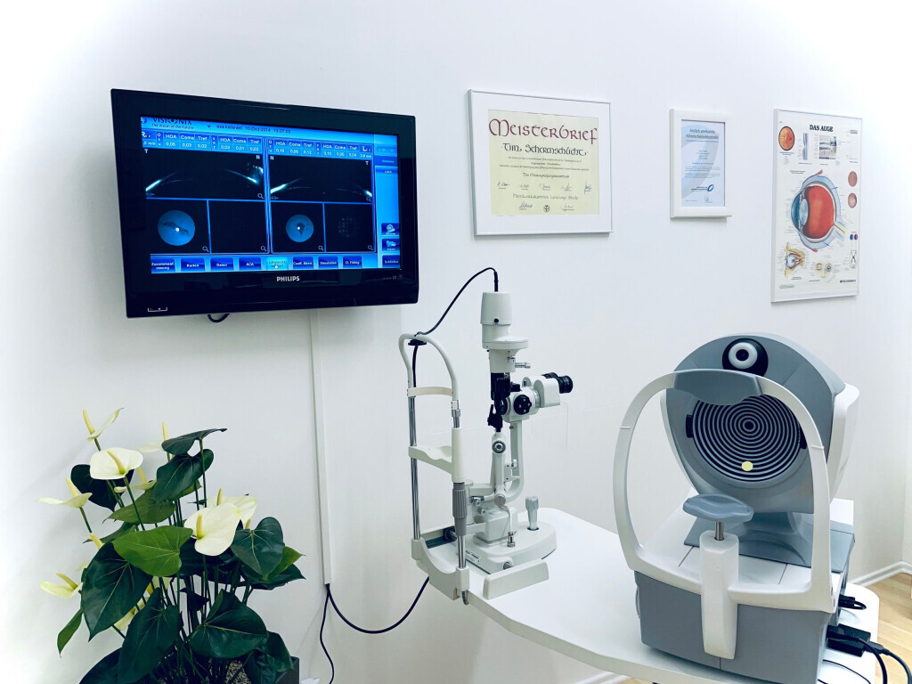 Bilder Optik Jörden, Tim Scherenschlicht