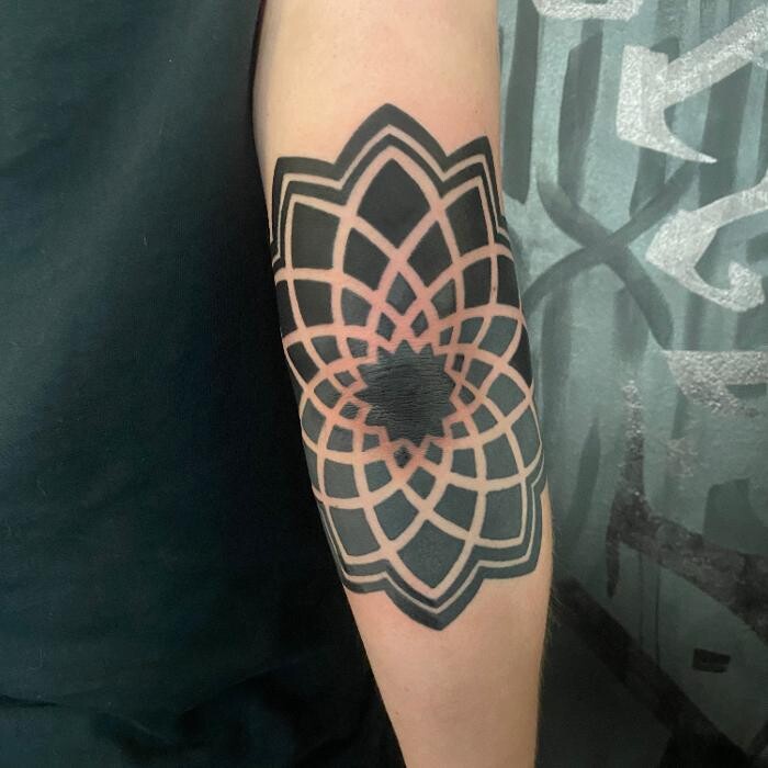 Bilder Line Tattoo & Piercing Heilbronn
