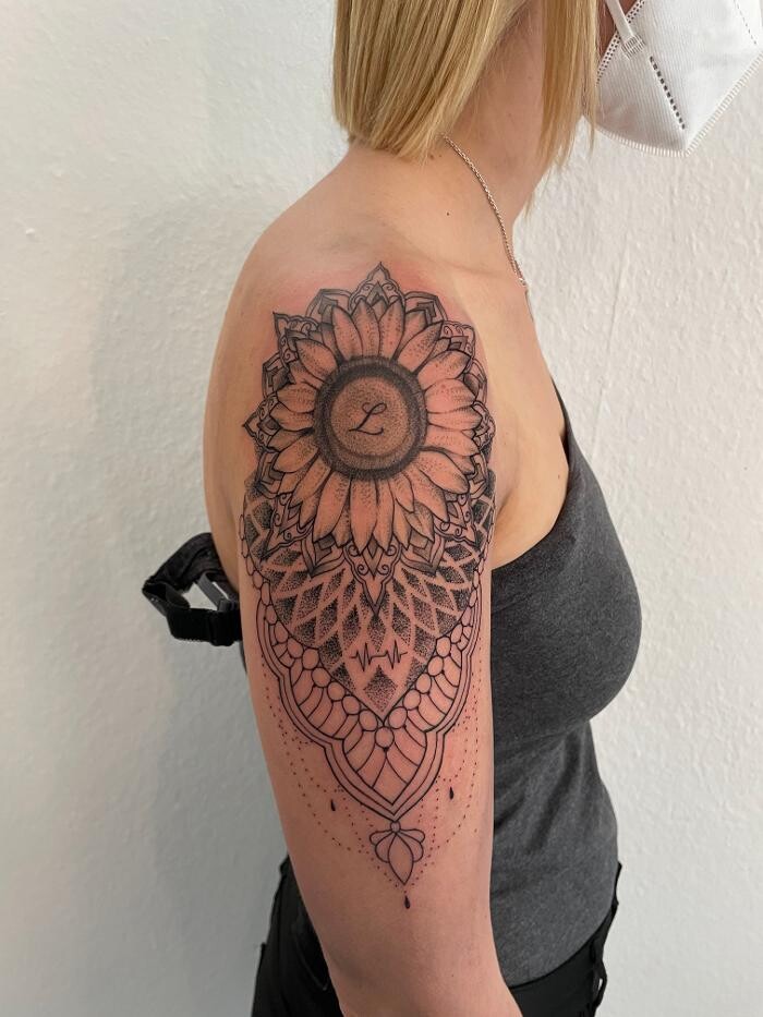 Bilder Line Tattoo & Piercing Heilbronn