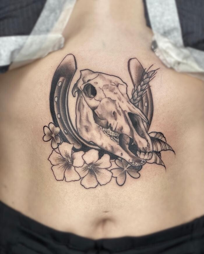 Bilder Line Tattoo & Piercing Heilbronn