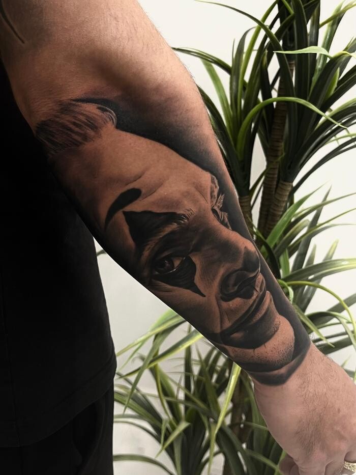Bilder Line Tattoo & Piercing Heilbronn