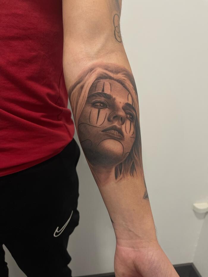 Bilder Line Tattoo & Piercing Heilbronn