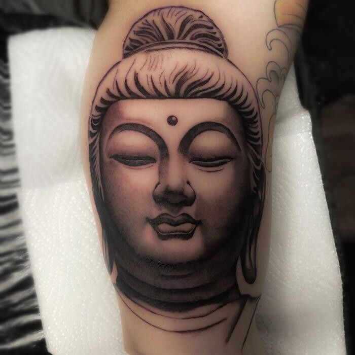 Bilder Line Tattoo & Piercing Heilbronn