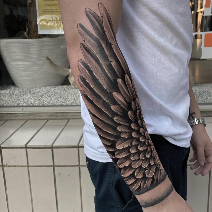 Bilder Line Tattoo & Piercing Heilbronn