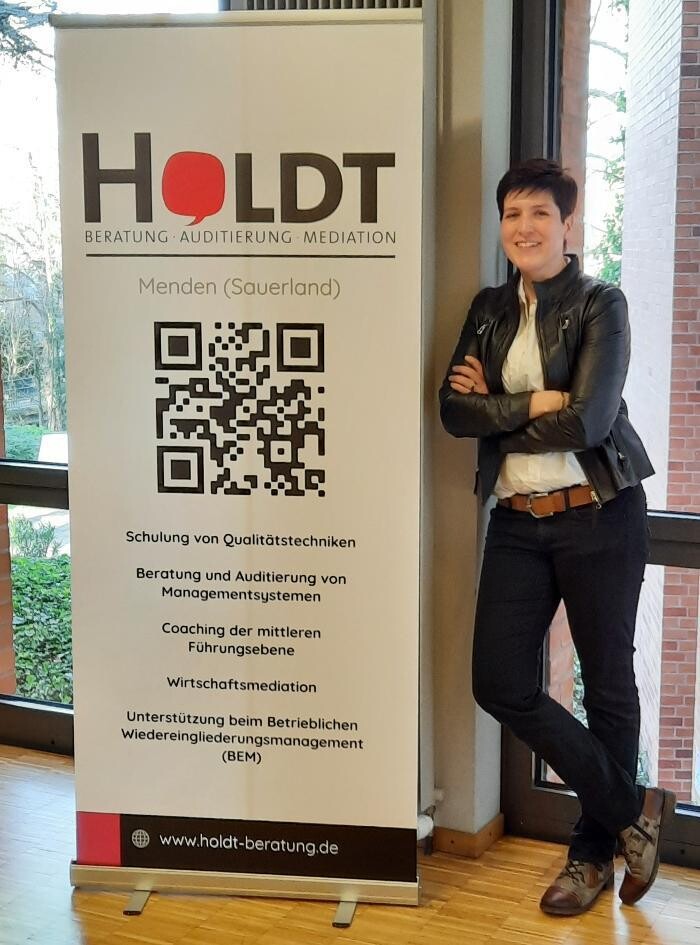 Bilder Holdt Beratung-Auditierung-Mediation