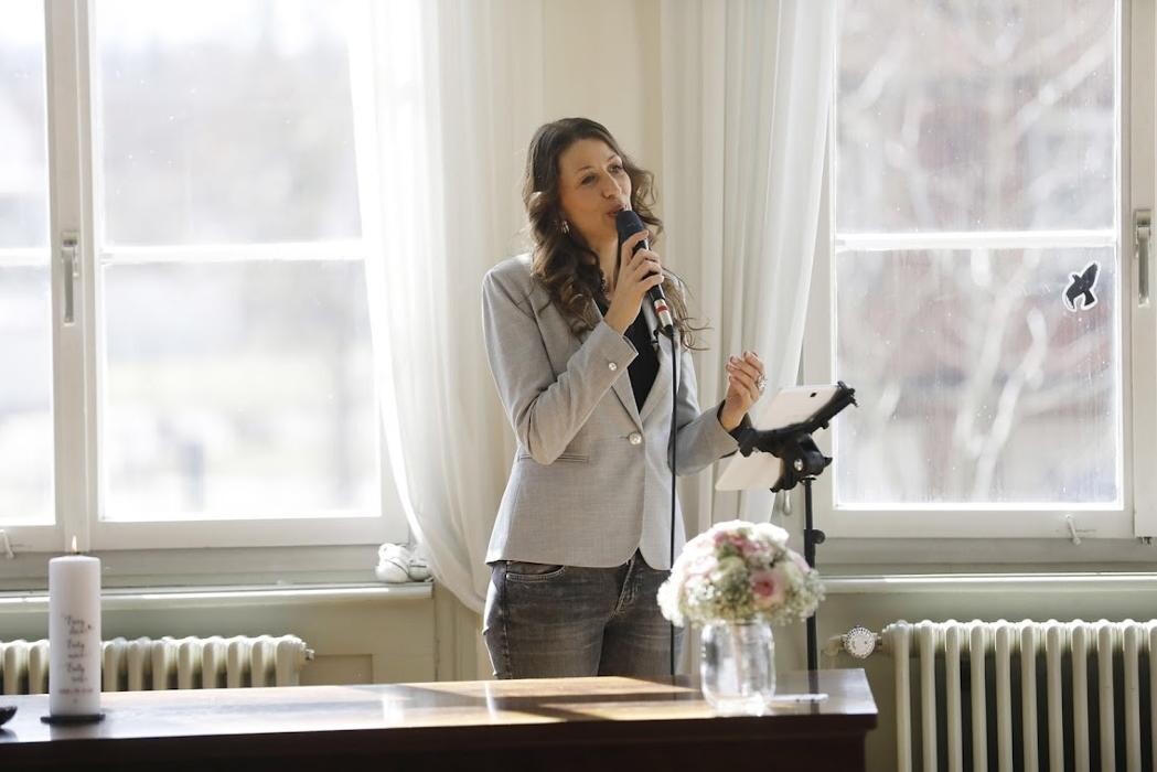 Bilder Rebecca Jäger - Traurednerin, Hochzeitssängerin und Sängerin