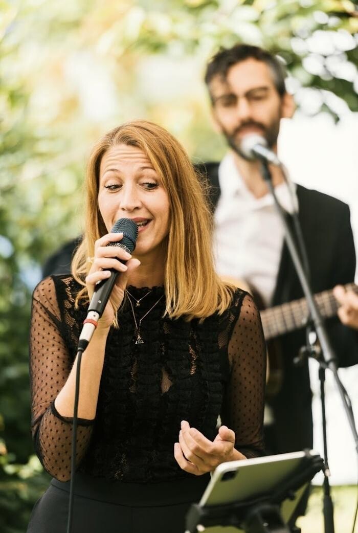 Bilder Rebecca Jäger - Traurednerin, Hochzeitssängerin und Sängerin