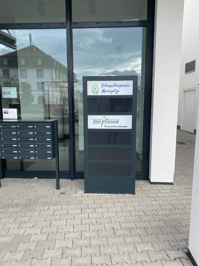 Bilder Osteopathiepraxis Mainspitze Erik und Claudia Gerstner & Kollegen