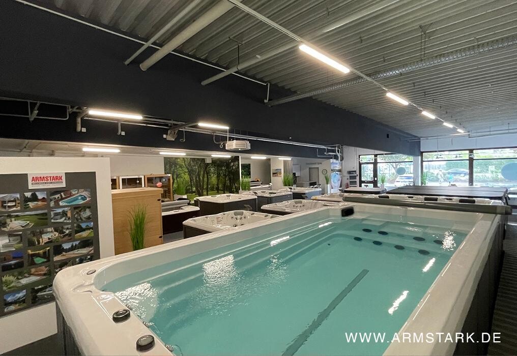 Bilder ARMSTARK Whirlpools, Swim Spas, Saunen & Infrarotkabinen