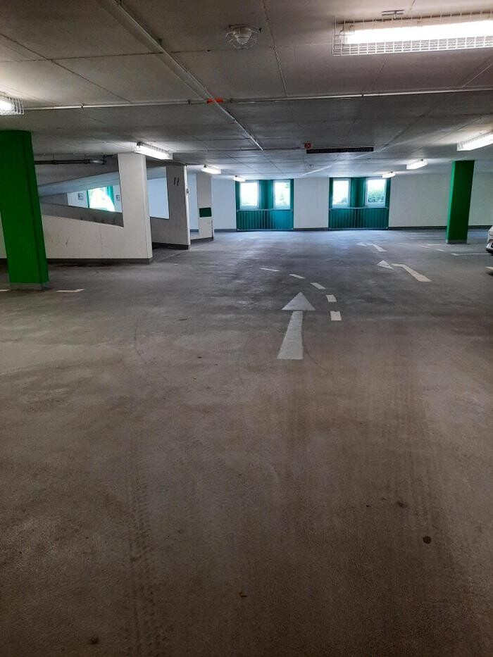 Bilder Parkhaus Heidbergweg APCOA