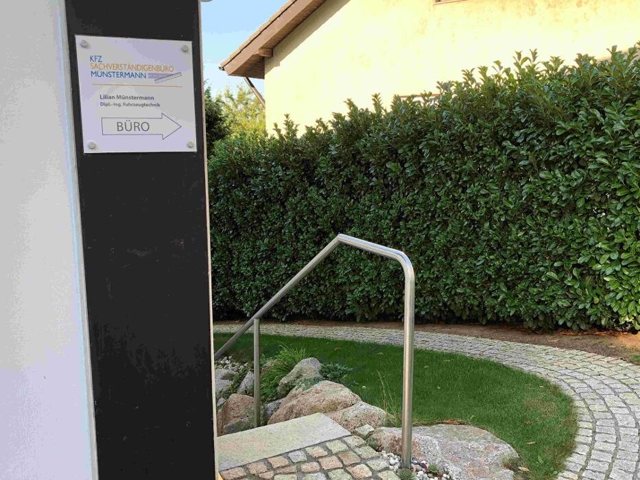 Bilder Kfz Sachverständiger Münstermann | Unfallgutachten | Schadengutachten| Autounfall