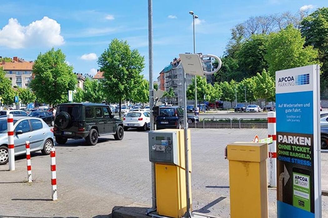 Bilder Parkplatz Rathausstraße APCOA