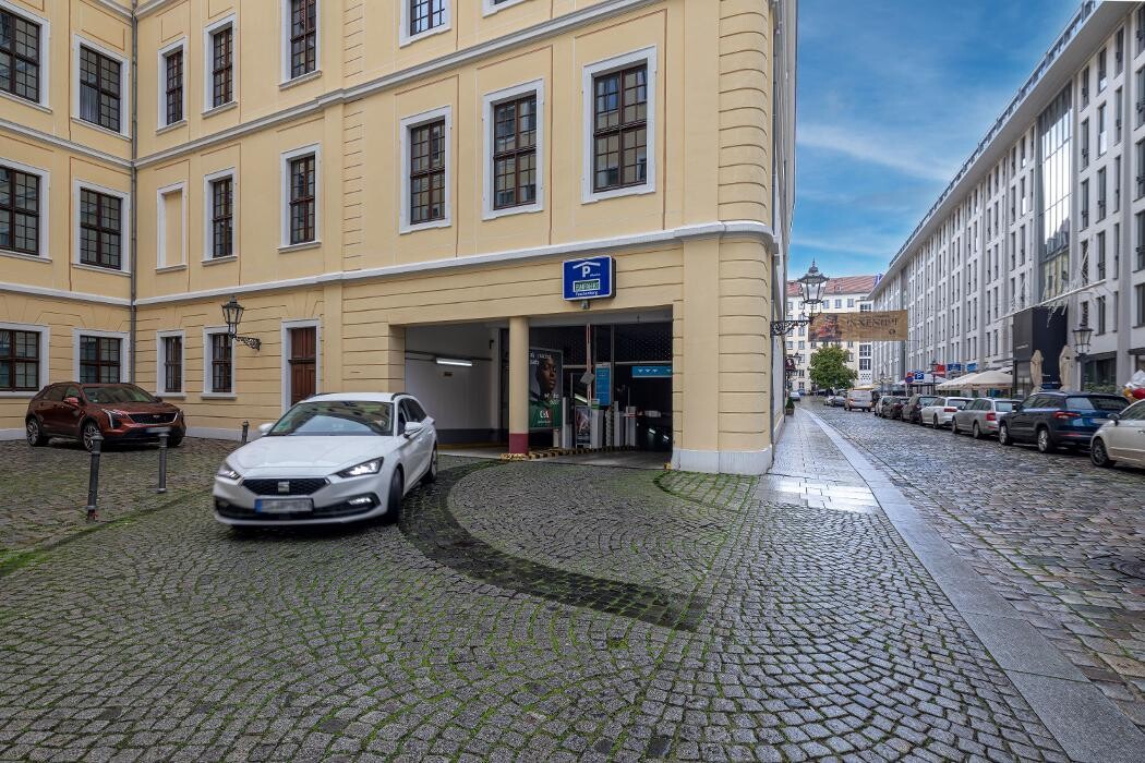Bilder Parkhaus Hotel Taschenbergpalais Kempinski APCOA