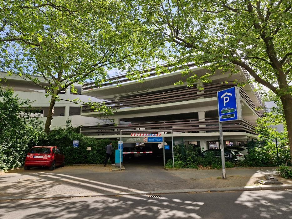 Bilder Parkhaus Schloßstraße - Düppelstraße APCOA