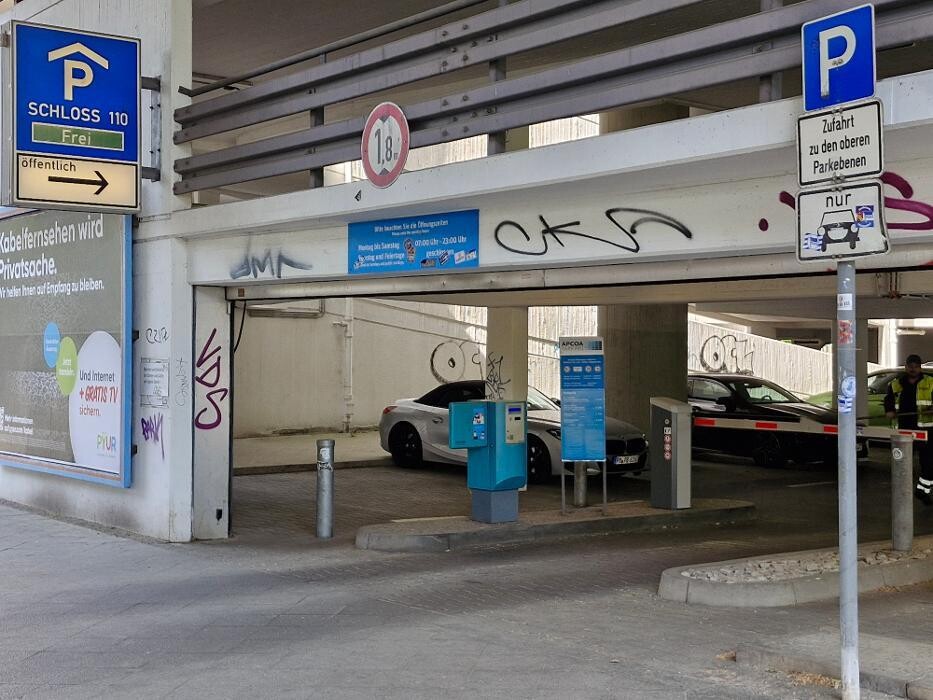 Bilder Parkhaus Schloßstraße - Düppelstraße APCOA