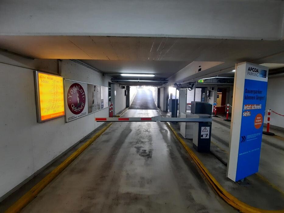Bilder Parkhaus Theatergarage APCOA