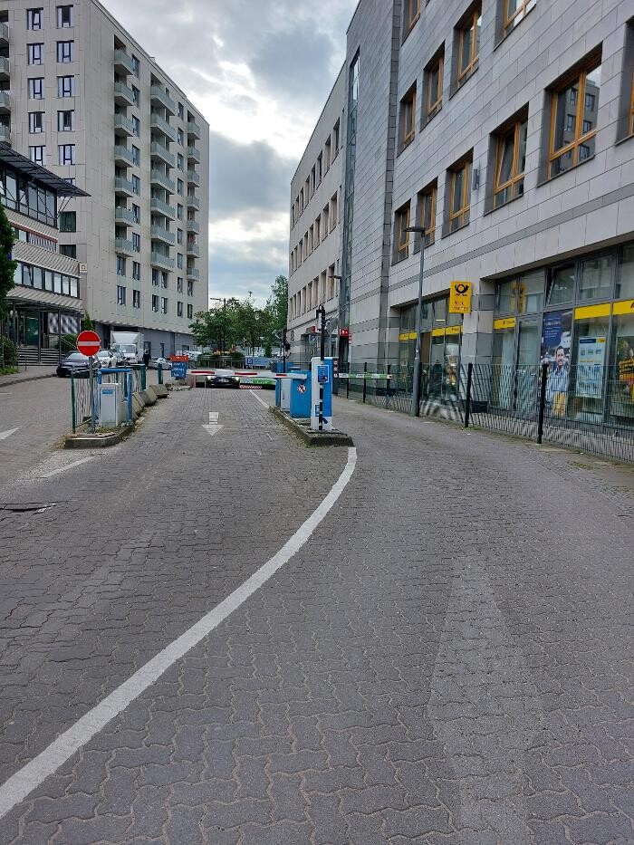 Bilder Parkhaus Heegbarg APCOA