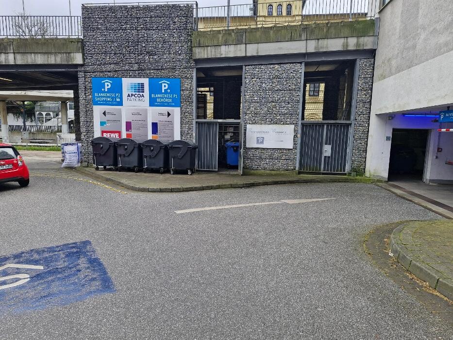 Bilder Parkhaus Blankenese P1 und P2 APCOA