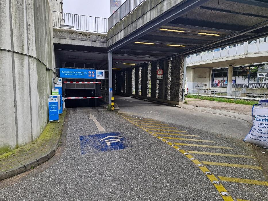 Bilder Parkhaus Blankenese P1 und P2 APCOA