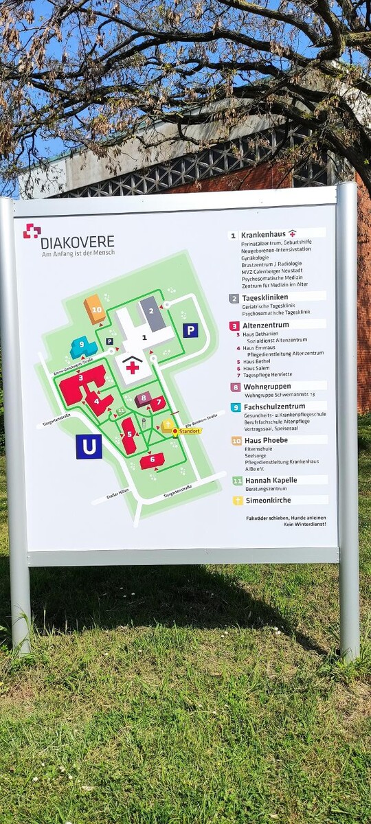 Bilder Parkplatz Henriettenstift APCOA