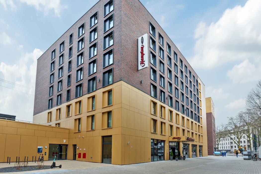 Bilder Parkhaus Hotel-Trio am Hauptbahnhof APCOA