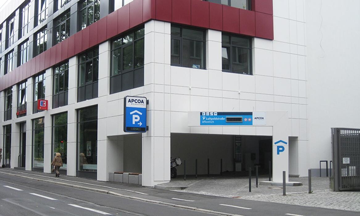 Bilder Parkhaus Luitpoldstraße APCOA