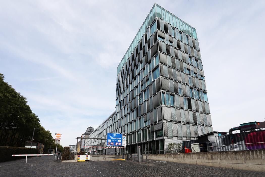 Bilder Parkhaus Rheinauhafen APCOA