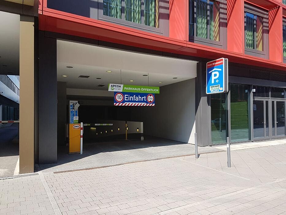 Bilder Parkhaus Hotel Mövenpick APCOA