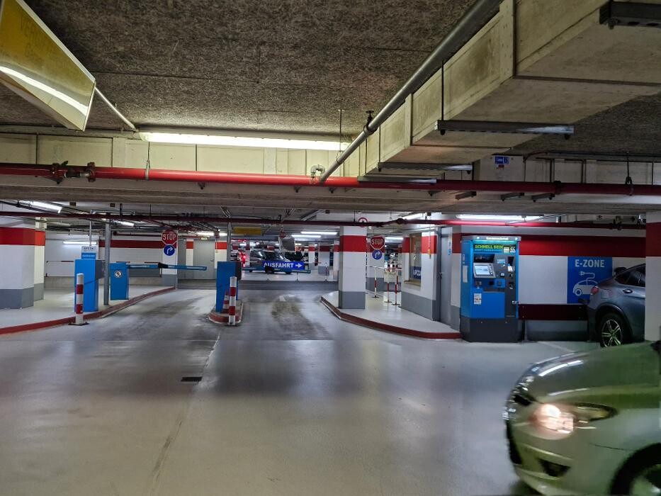 Bilder Parkhaus Das Schloss APCOA