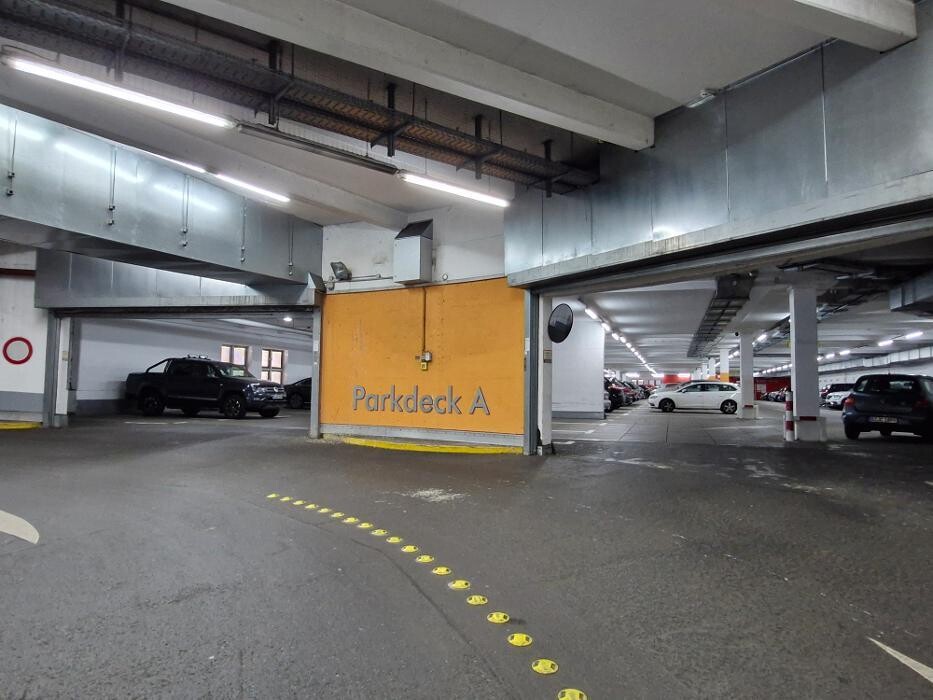 Bilder Parkhaus Kant-Center APCOA