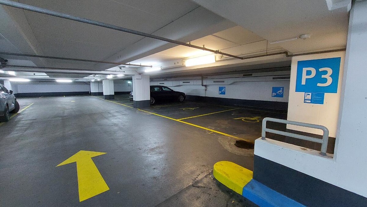 Bilder Parkhaus Hotel Marriott APCOA