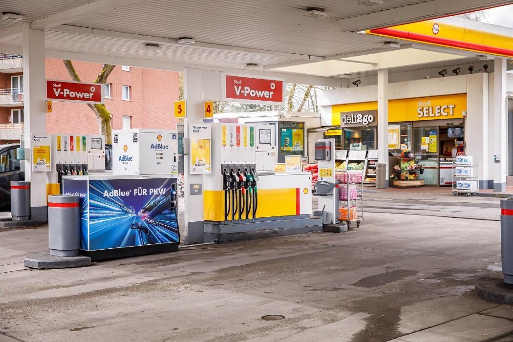 Bilder Shell Recharge Charging Station