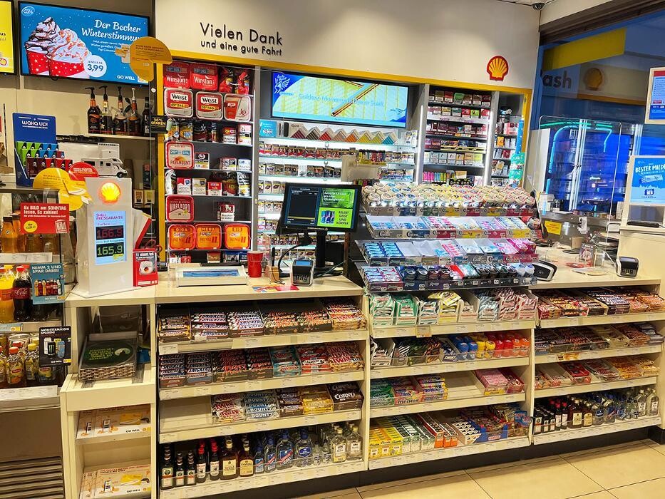 Bilder Shell Recharge Charging Station