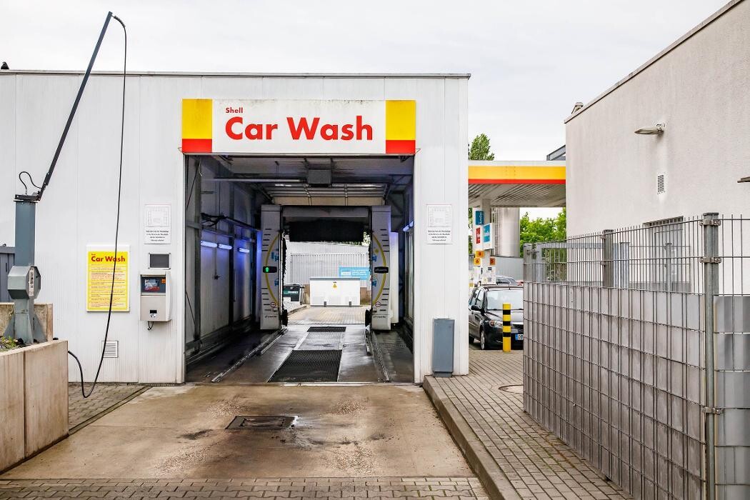 Bilder Shell Recharge Charging Station