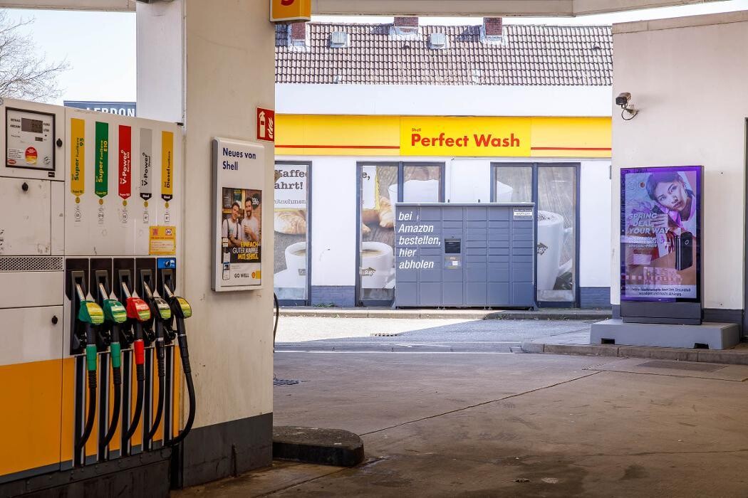 Bilder Shell Recharge Charging Station